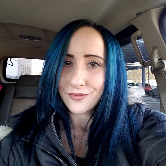 Meet your Posher, Heather - Picture 7 of 8